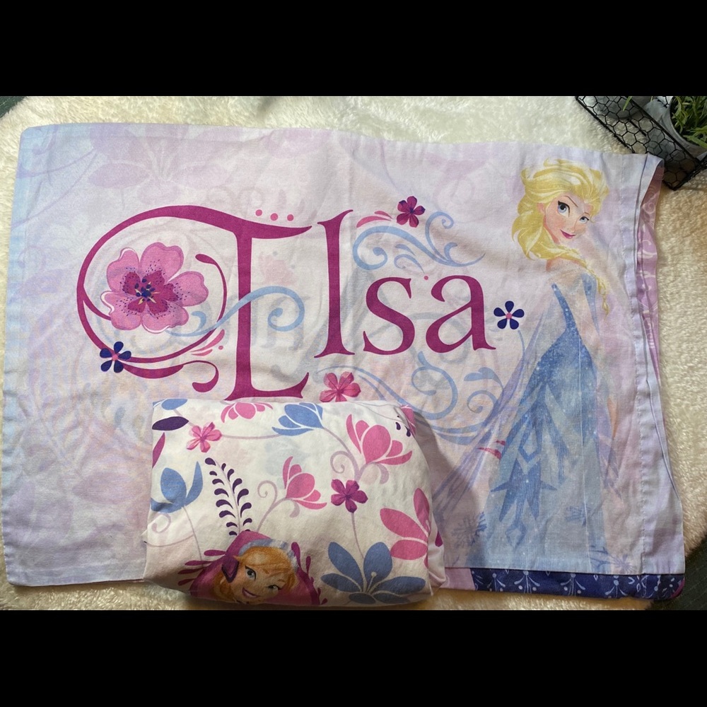 Disney elsa&anna rever/fit sheet #2